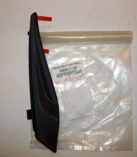 5382302100,PROTECTOR, FRONT SIDE PANEL, NO.1 RH,بلاستيك تهوية أمامي بجانب الزجاج يمين