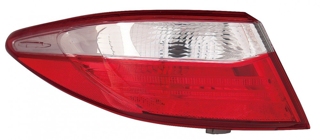 8156106700,LENS & BODY, REAR COMBINATION LAMP, LH,اصطب رفرف خلفي يسار - بدون ملحقات