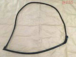 6786135080,WEATHERSTRIP, FRONT DOOR, RH,جلده باب امامي يمين - جلده الغبار والهواء 